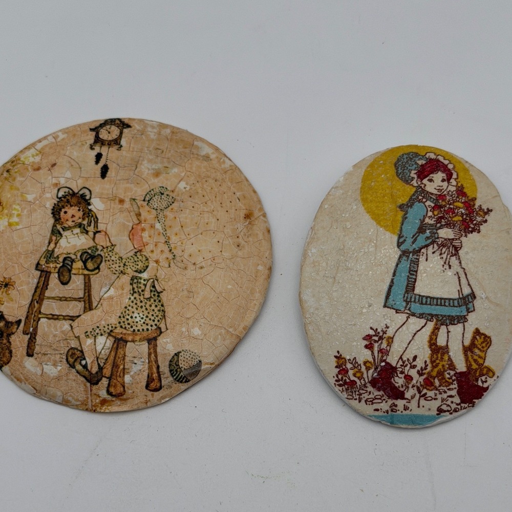 Vintage 1970s Raggedy Ann Holly Hobbie Style Plaster Wall Plaques Set‎ of 2